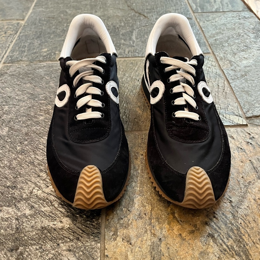 Loewe 	
Flow runner in suede and nylon